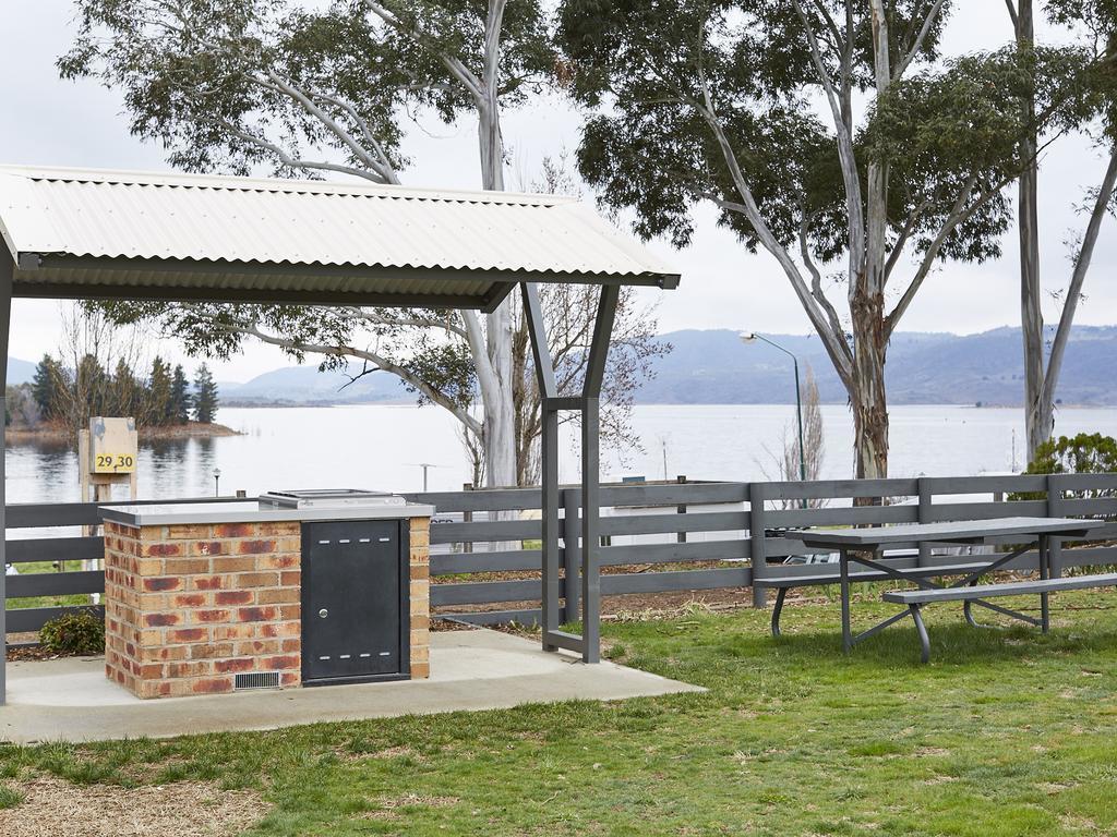 Nrma Jindabyne Holiday Park Экстерьер фото